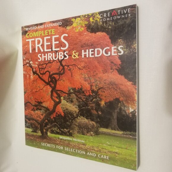 Complete Trees, Shrubs, and Hedges by Jacqueline Heriteau - Picture 1 of 6